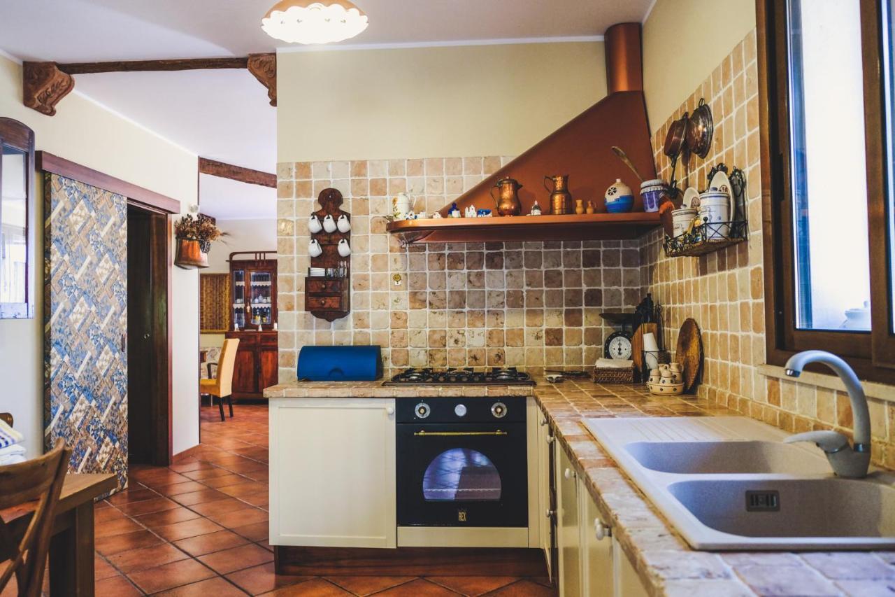 Villa Due Torri Cozzana Buitenkant foto
