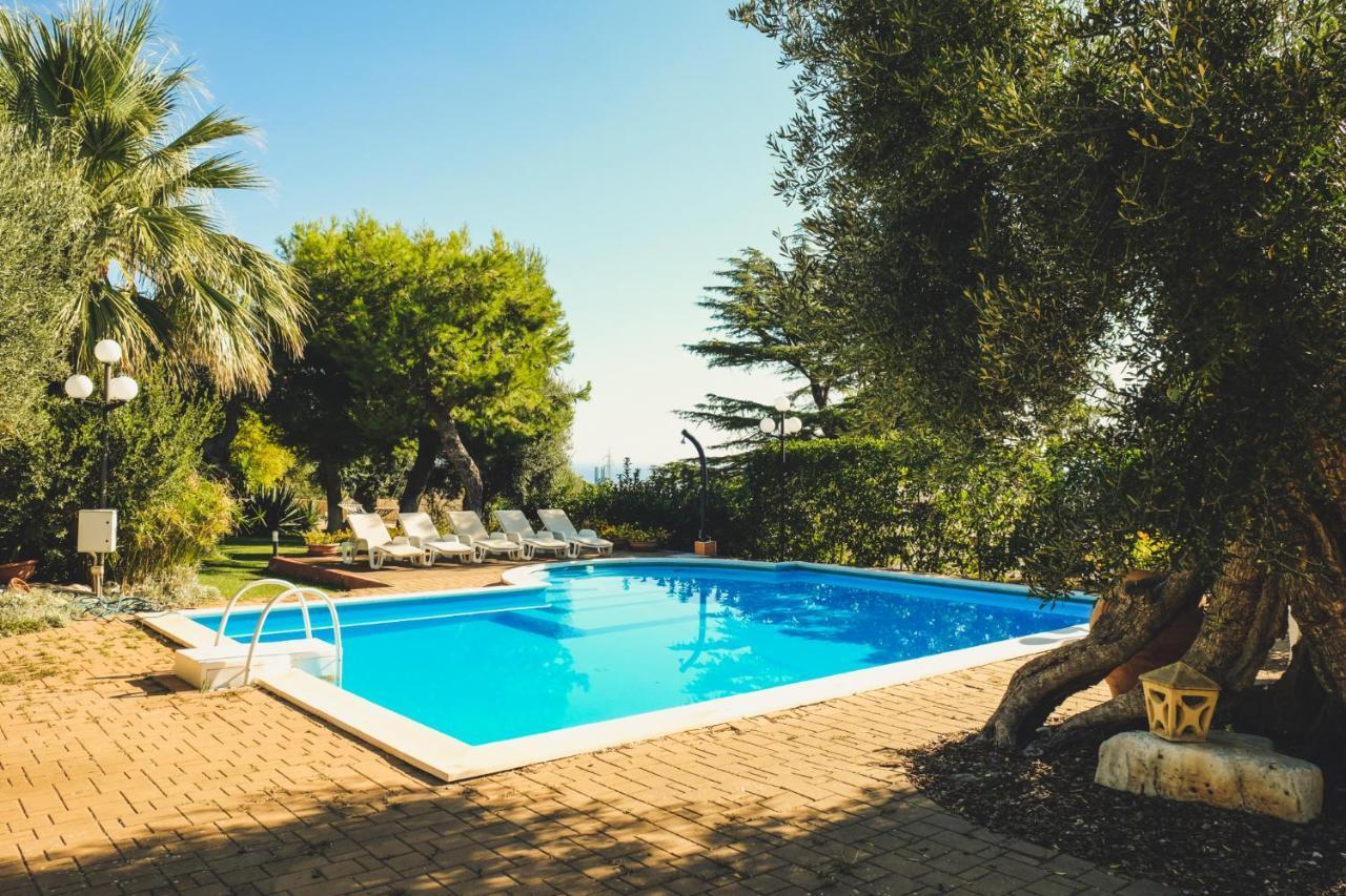 Villa Due Torri Cozzana Buitenkant foto