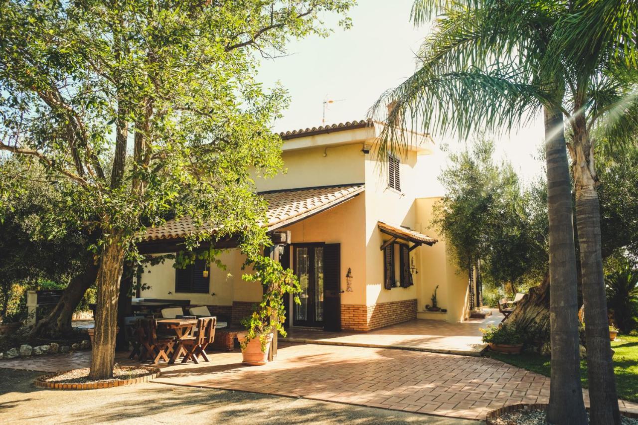 Villa Due Torri Cozzana Buitenkant foto